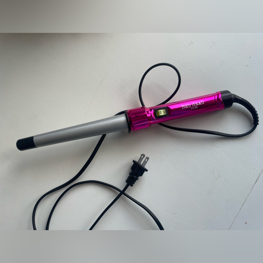 New bed head curling iron